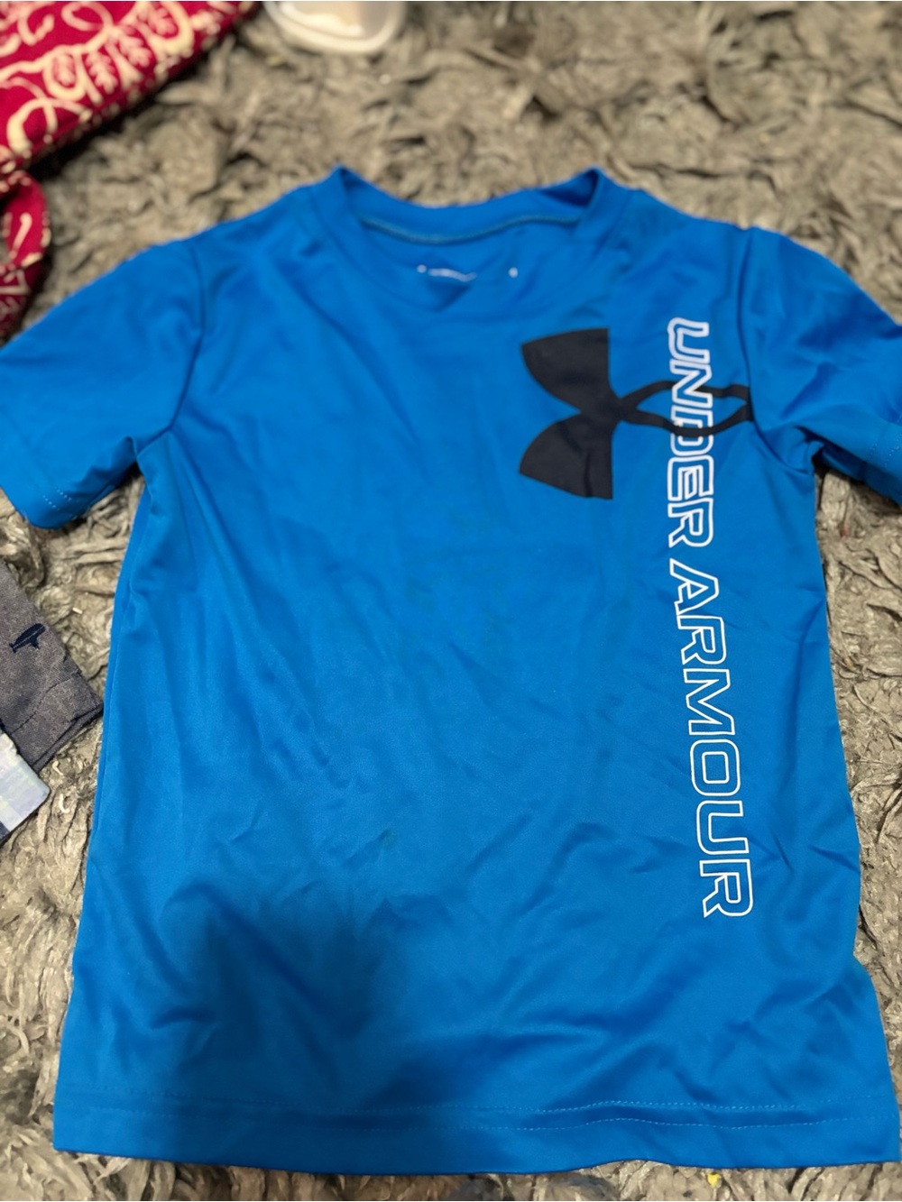 Under Armour Men’s Blue Short Sleeve Logo Tee with Vertical Branding